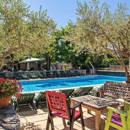 Logis Hotel Restaurant L'Escarbille Saint-Martin-dʼArdèche Eksteriør billede