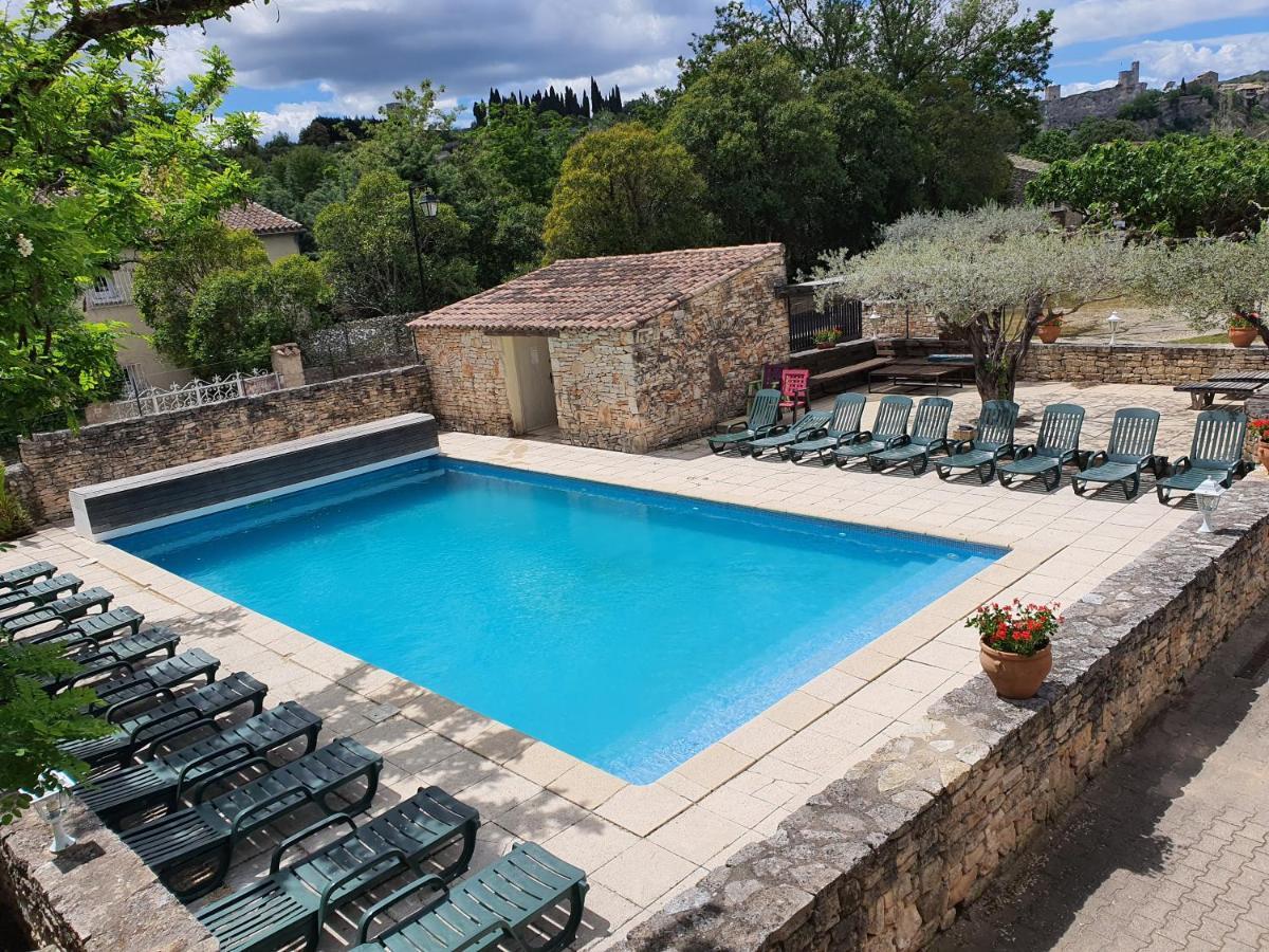 Logis Hotel Restaurant L'Escarbille Saint-Martin-dʼArdèche Eksteriør billede