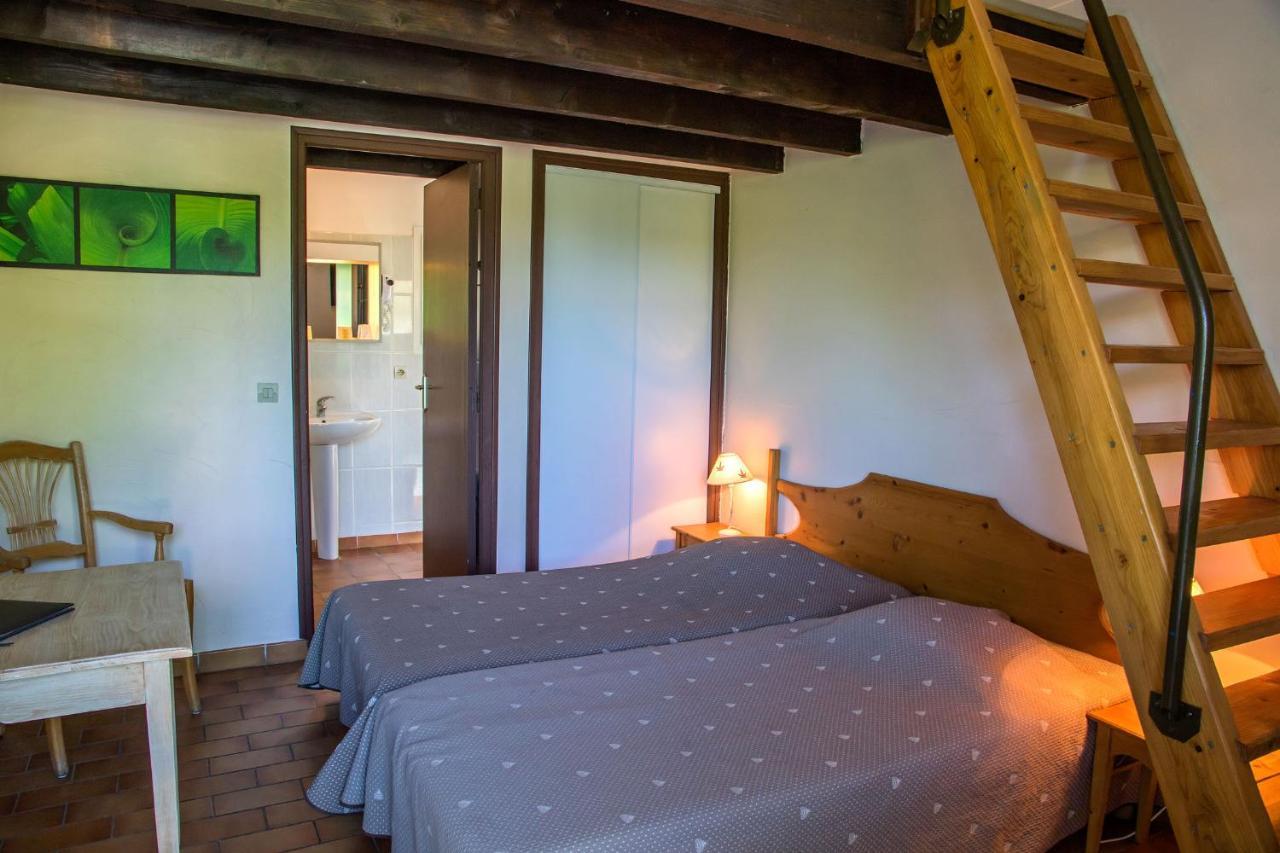 Logis Hotel Restaurant L'Escarbille Saint-Martin-dʼArdèche Eksteriør billede